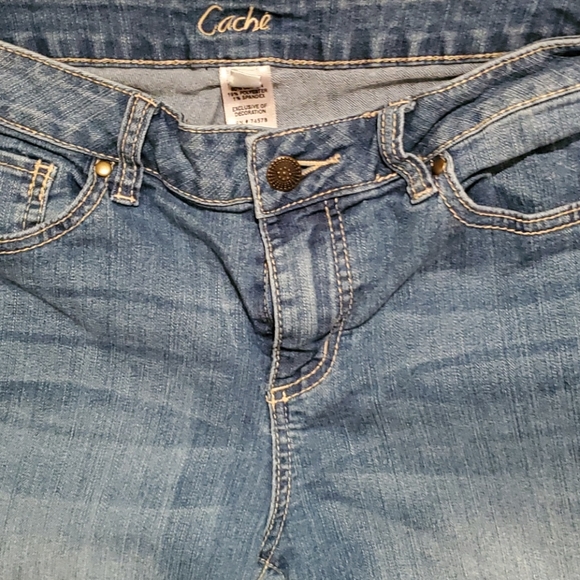 Cache Jeans - Picture 1 of 6